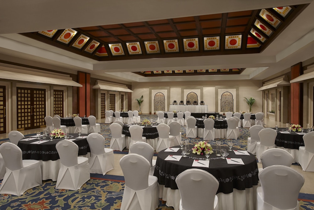 ITC RAJPUTANA, A LUXURY COLLECTION HOTEL 37/44
