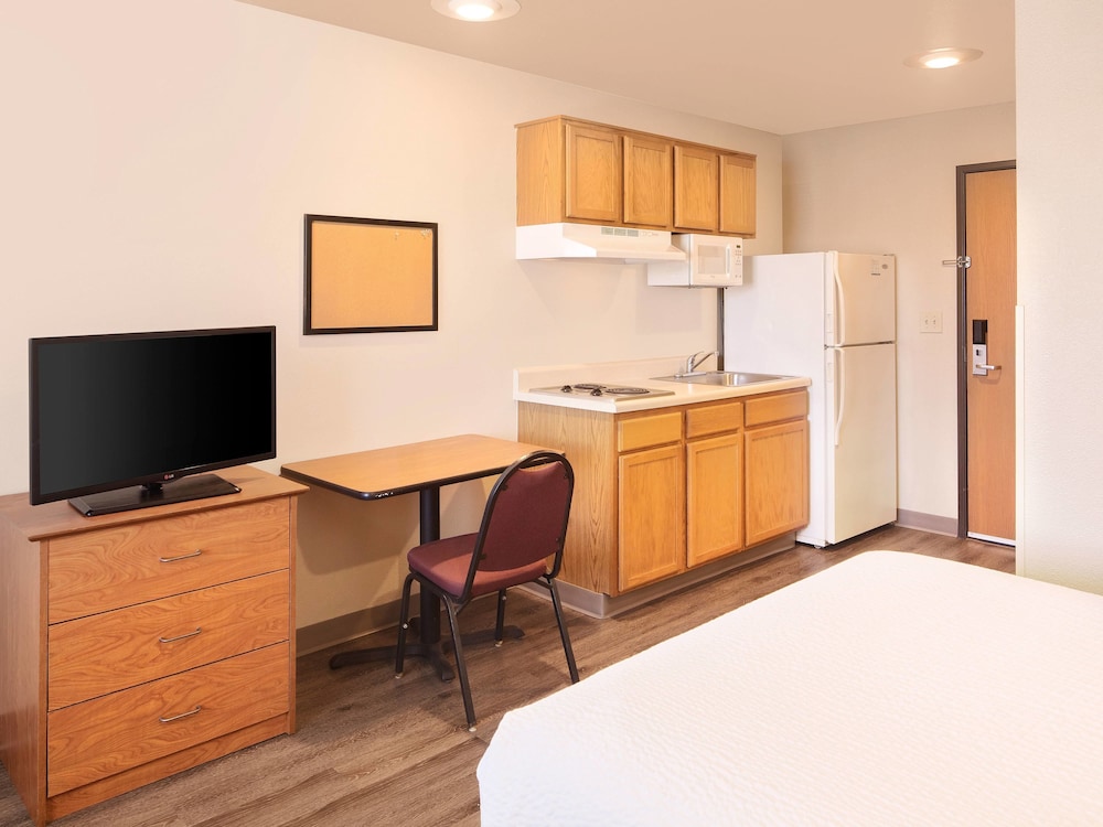 Extended Stay America Select Suites - Gulfport 53/60
