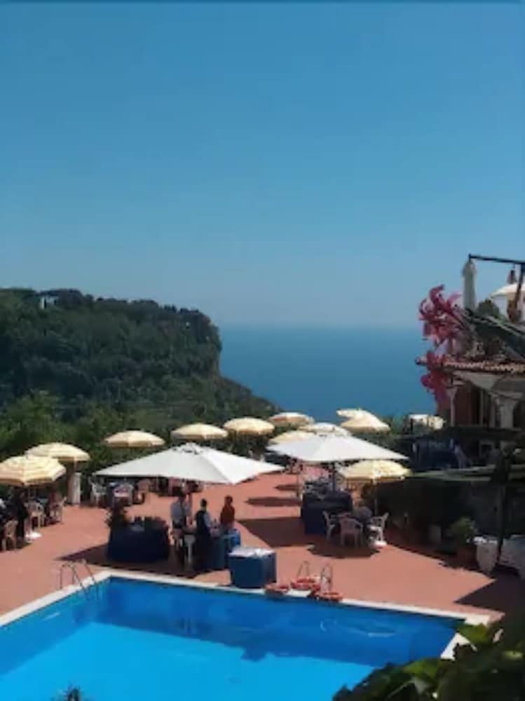 Hotel Villa Giuseppina 36/50