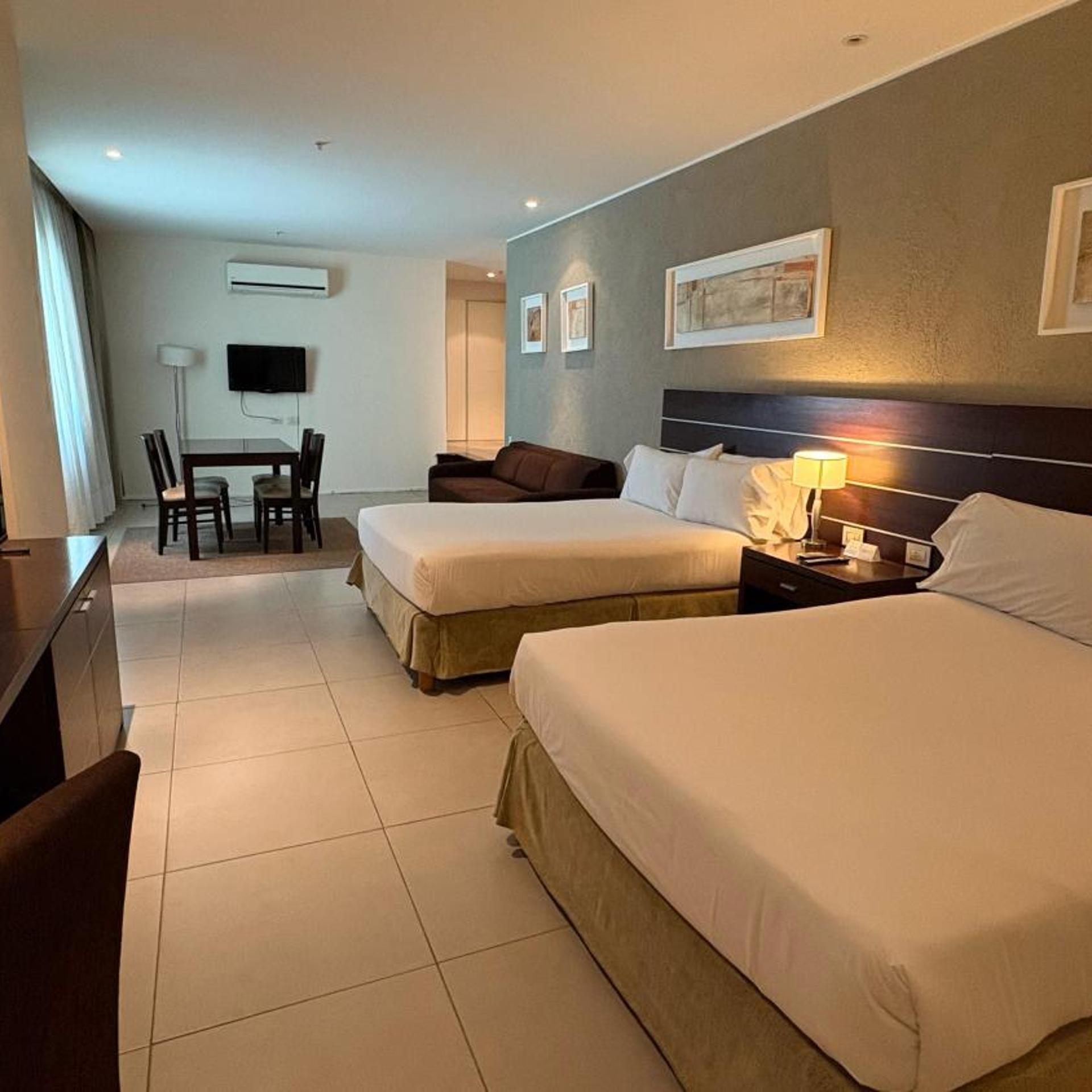 Orfeo Suites Hotel 11/50