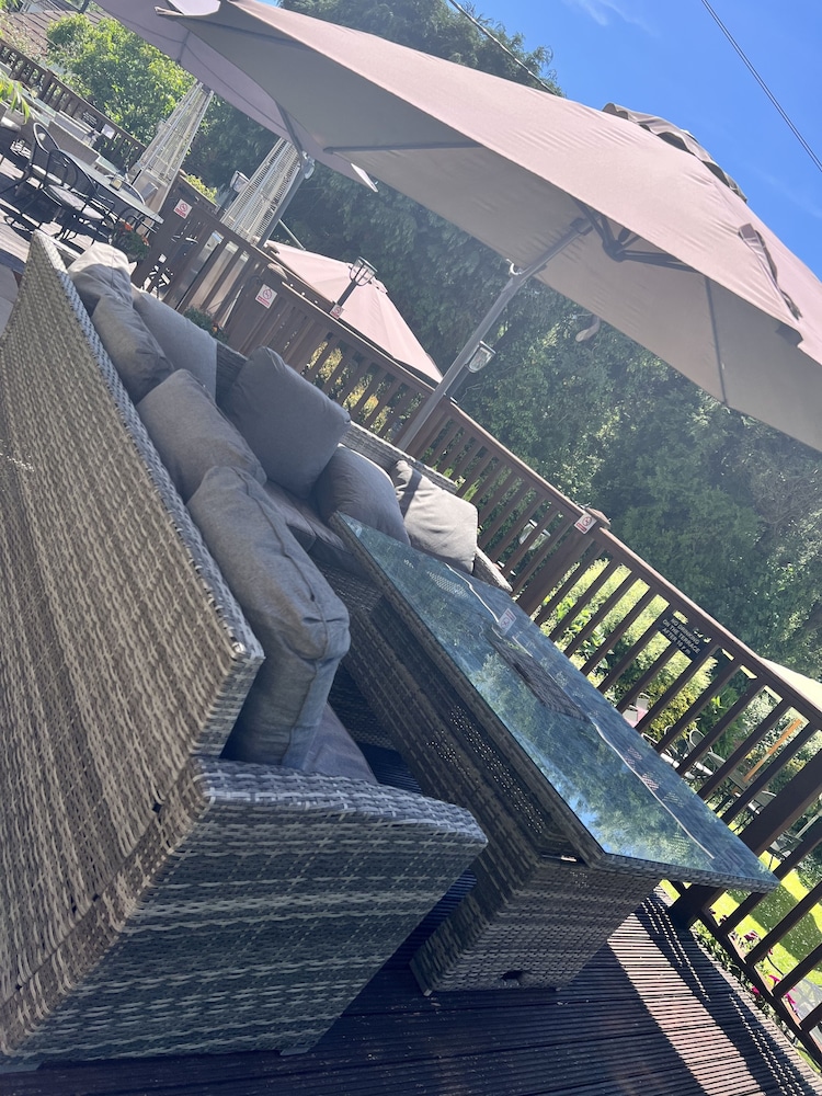 The Gower Hotel 34/50