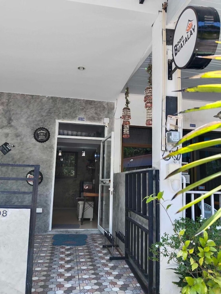 Baan Bua Talay 59/65