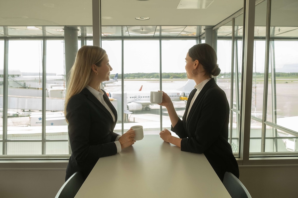 Radisson Blu Airport Terminal Hotel, Stockholm Arlanda Airport 25/50