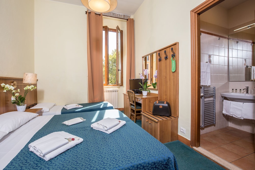 Hotel Trastevere 16/40