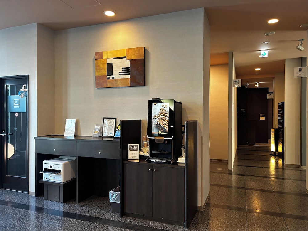 Hotel Route Inn Marugame 4/52
