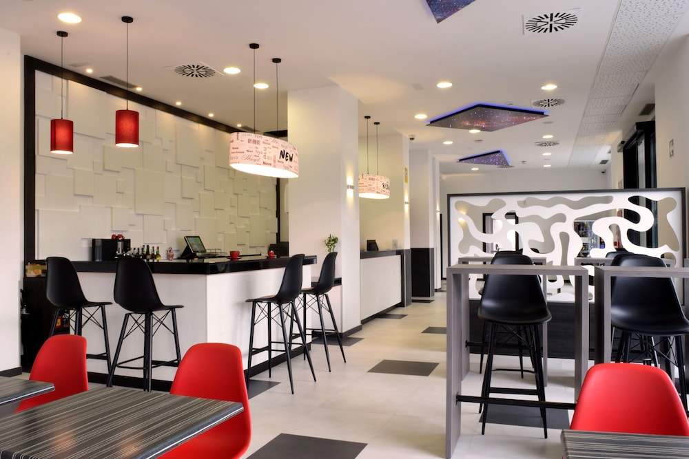 Hotel New Bilbao Airport 22/35