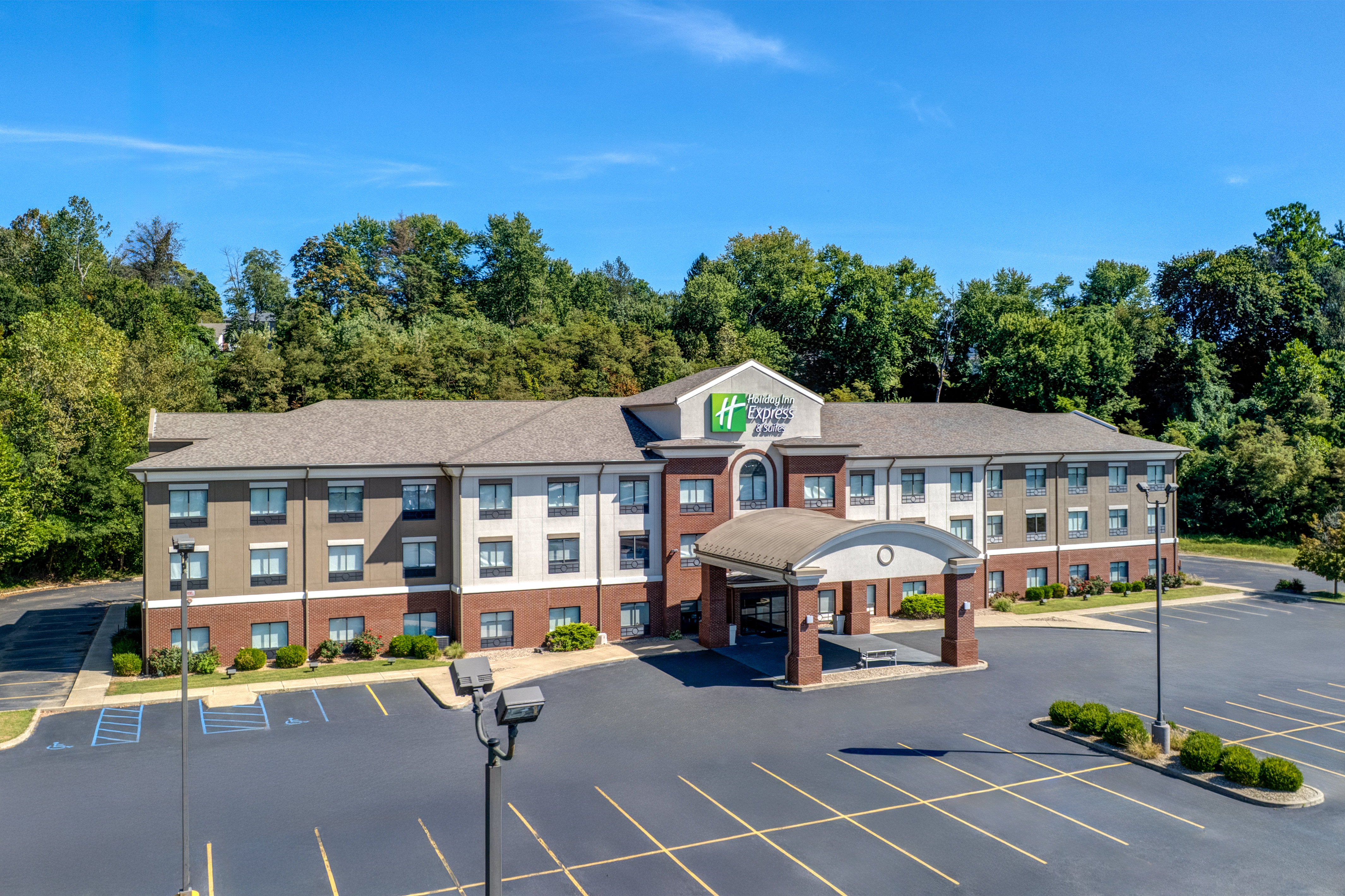 Holiday Inn Express Hotel Suites Zanesville North 59/66