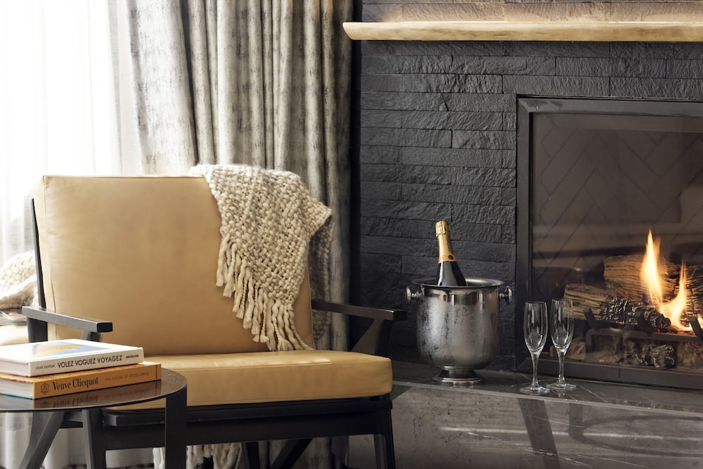 Four Seasons Resort and Residences Vail 65/93