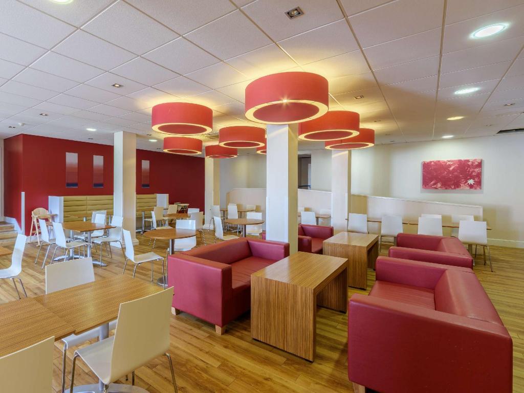 Travelodge Scarborough St Nicholas 6/12