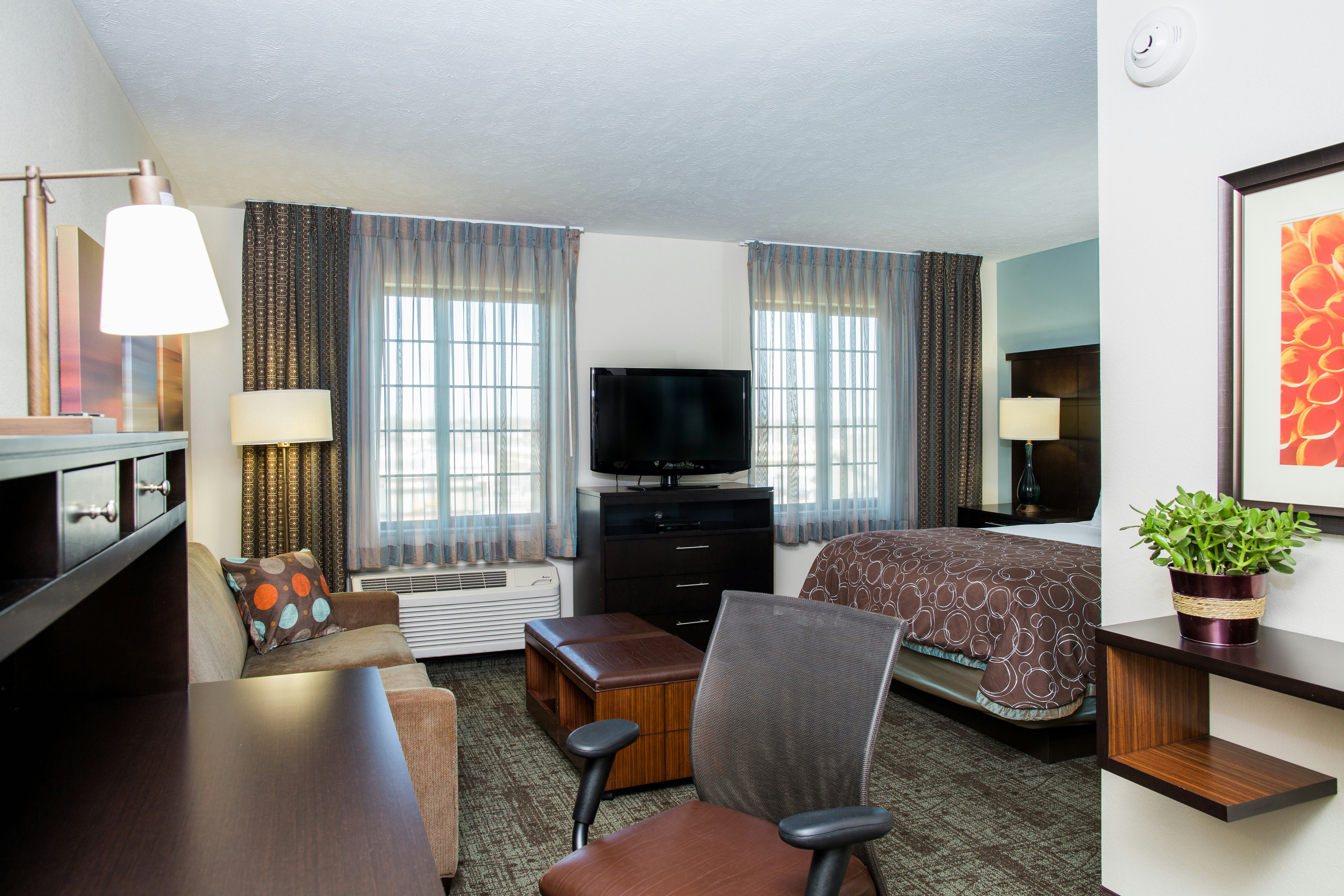 STAYBRIDGE SUITES LINCOLN NORTHEAST 30/59