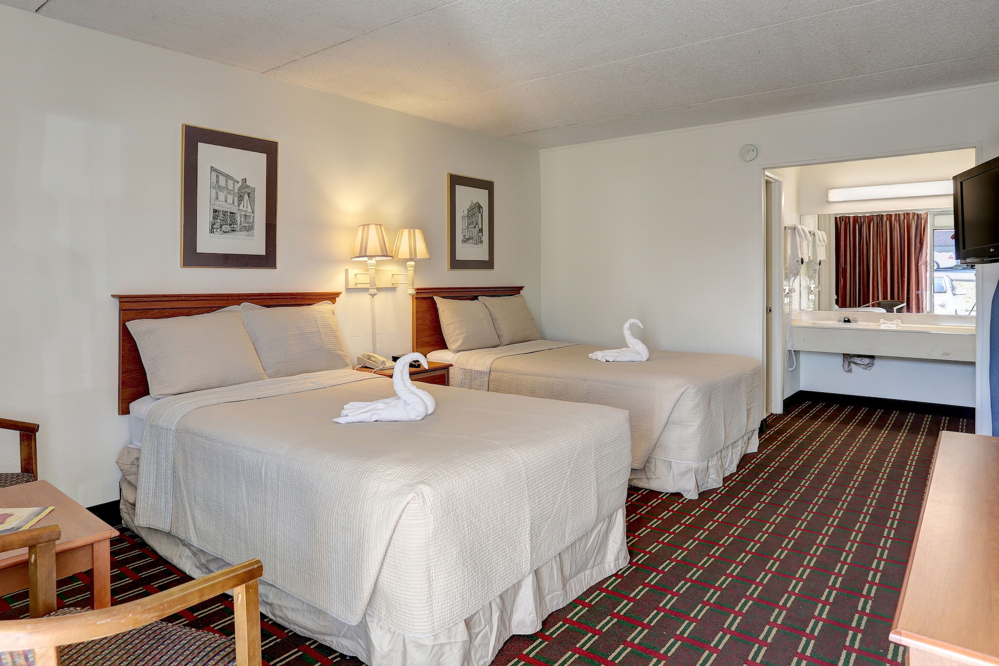 DELUXE, SUITE, KING BED