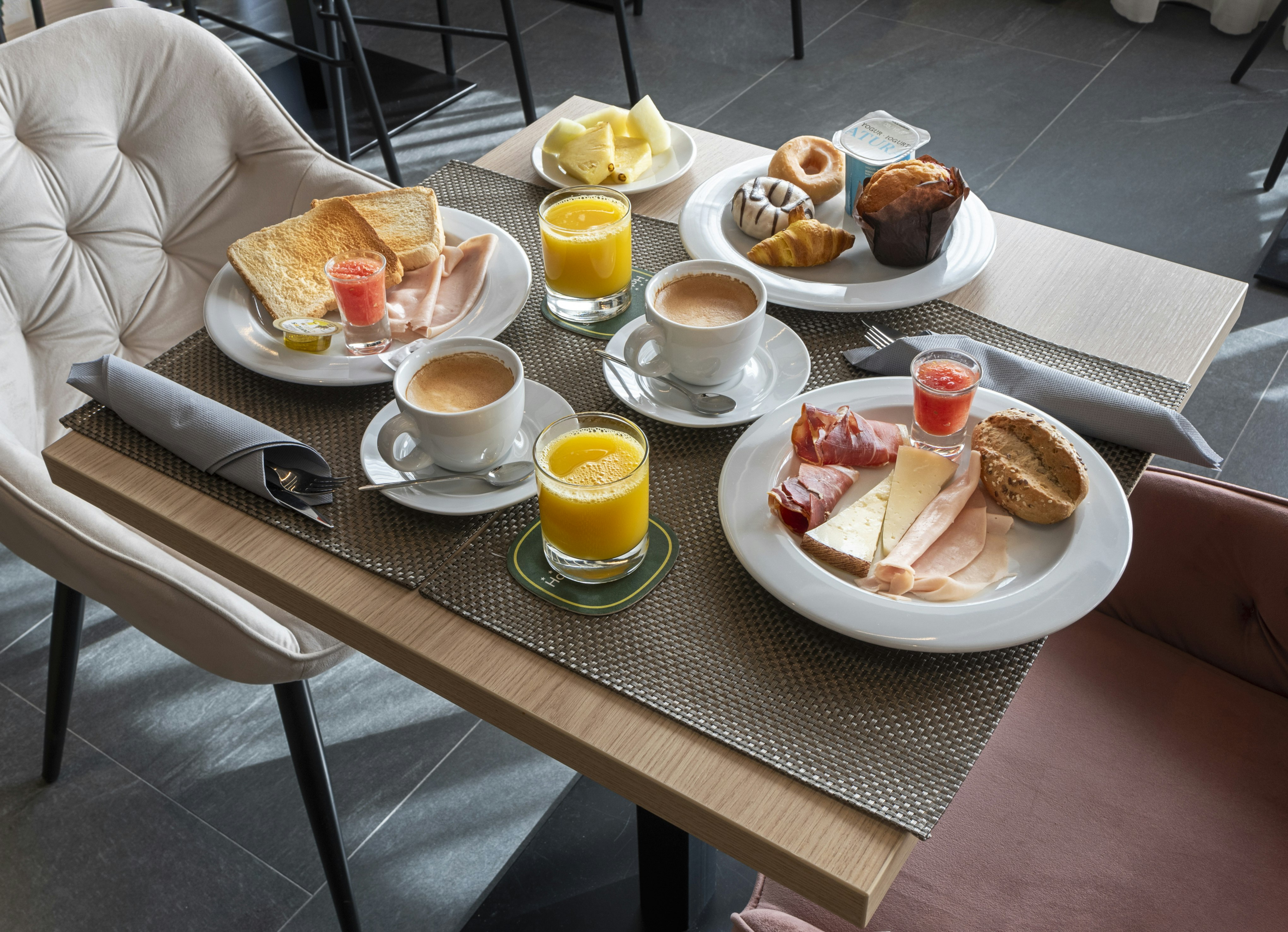 Hotel Sercotel Plana Suites 41/53