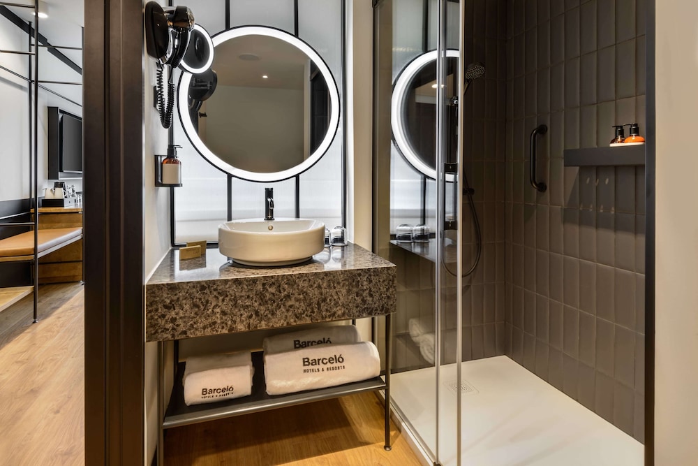 Barcelo Warsaw Powisle 48/49
