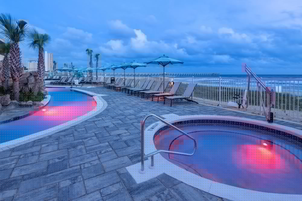SpringHill Suites by Marriott Panama City Beach Beachfront 27/48