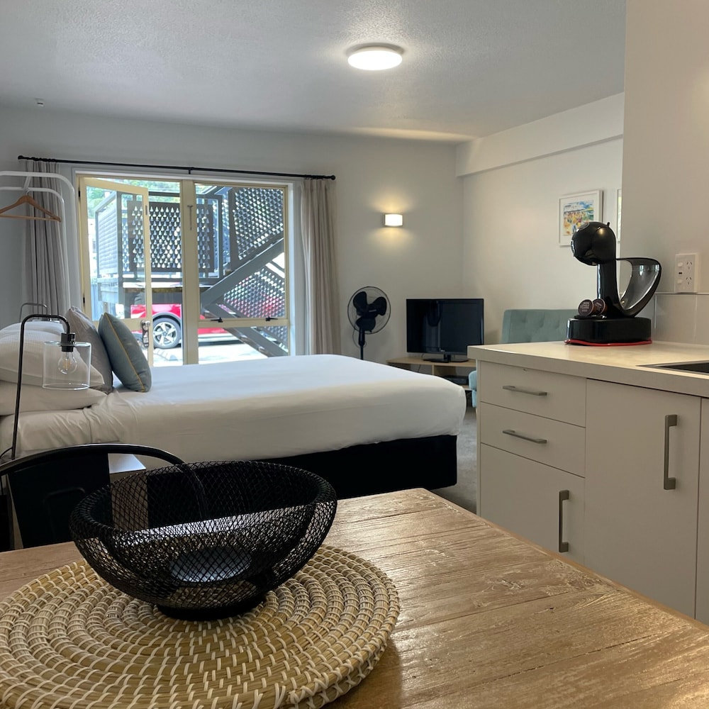 Apex Motor Lodge 23/58