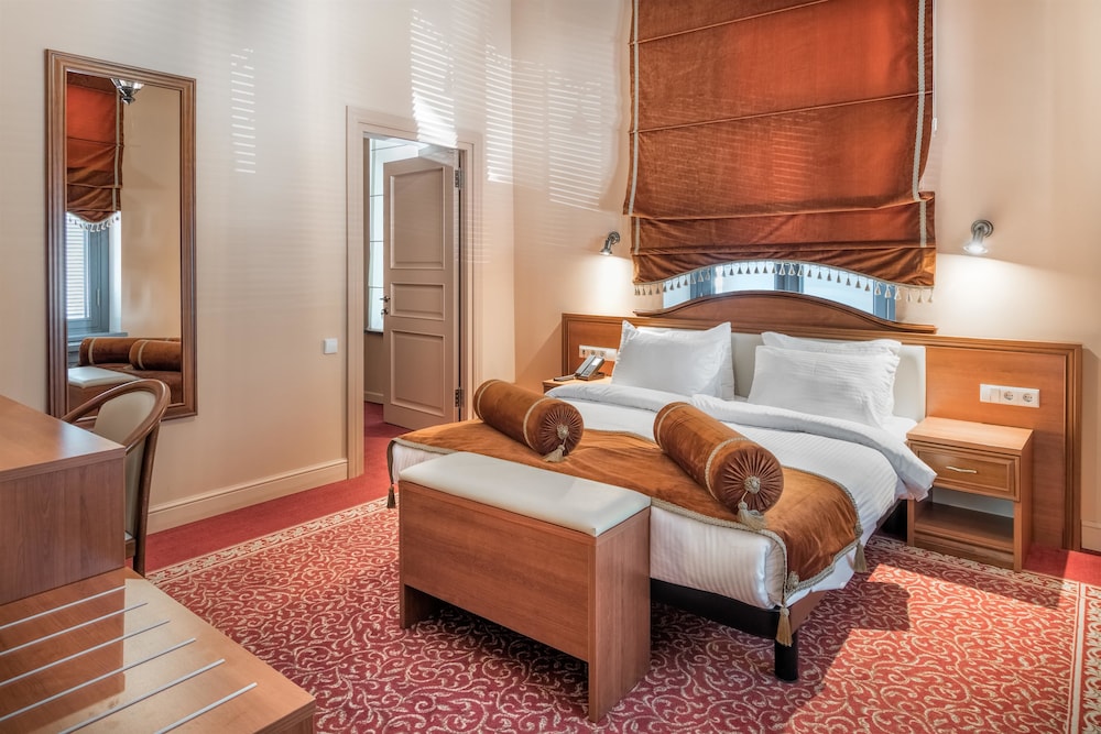 Golden Tulip Borjomi 23/73