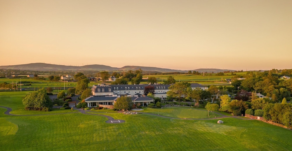 Ballygarry House Hotel 66/68