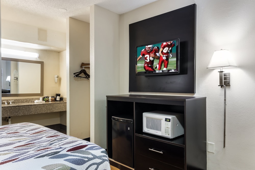 Red Roof Inn Atlanta - Kennesaw State University 18/28