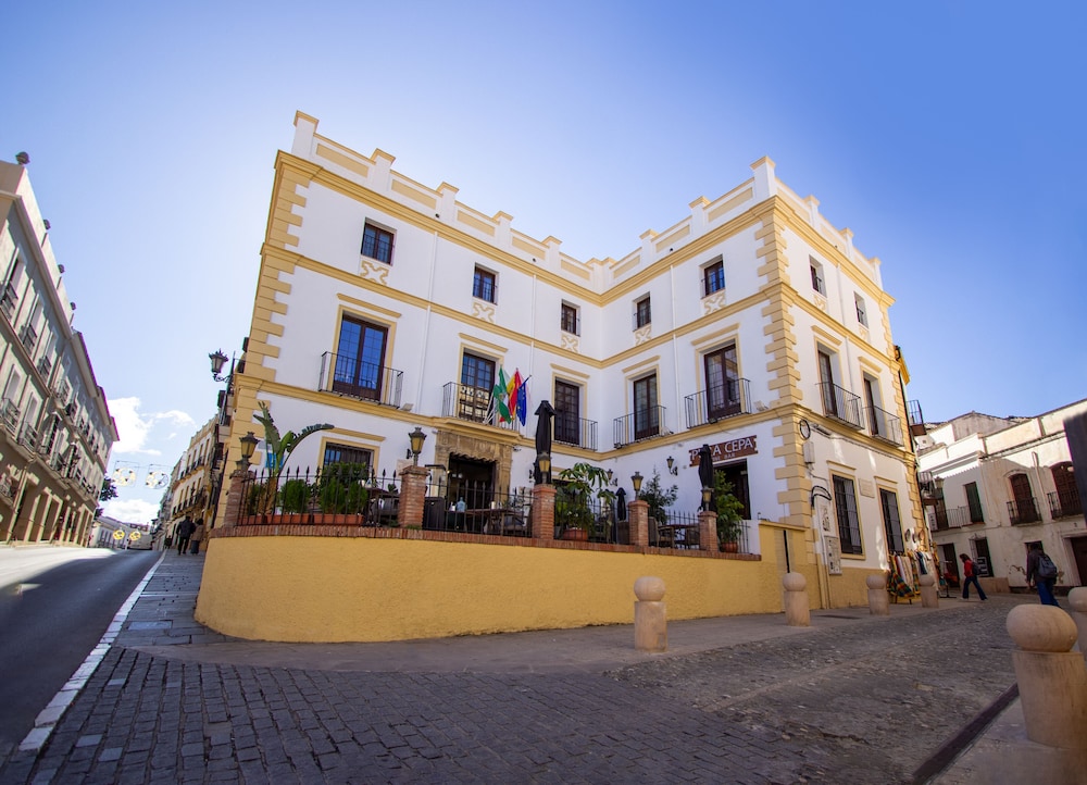 Hotel Palacio de Hemingway 2/50