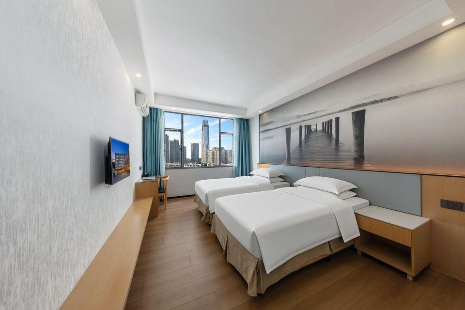 Boutique, Twin Beds