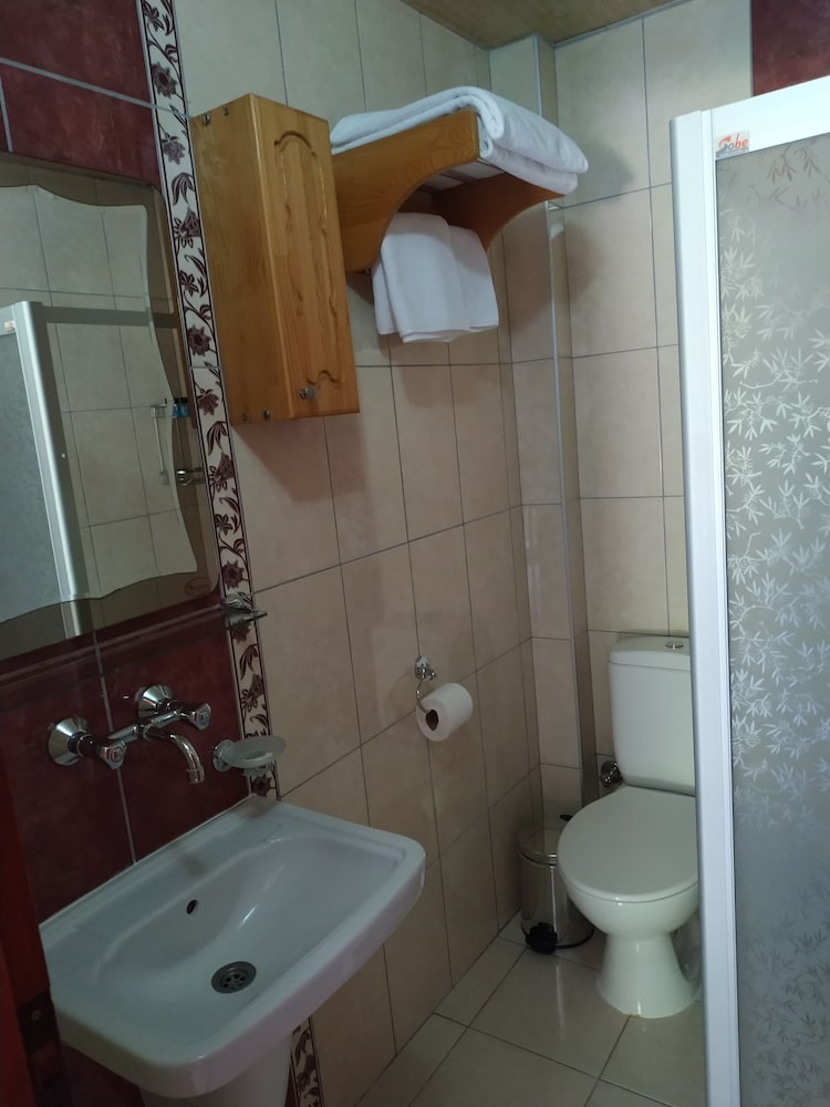 Olympos Yavuz Hotel 34/38
