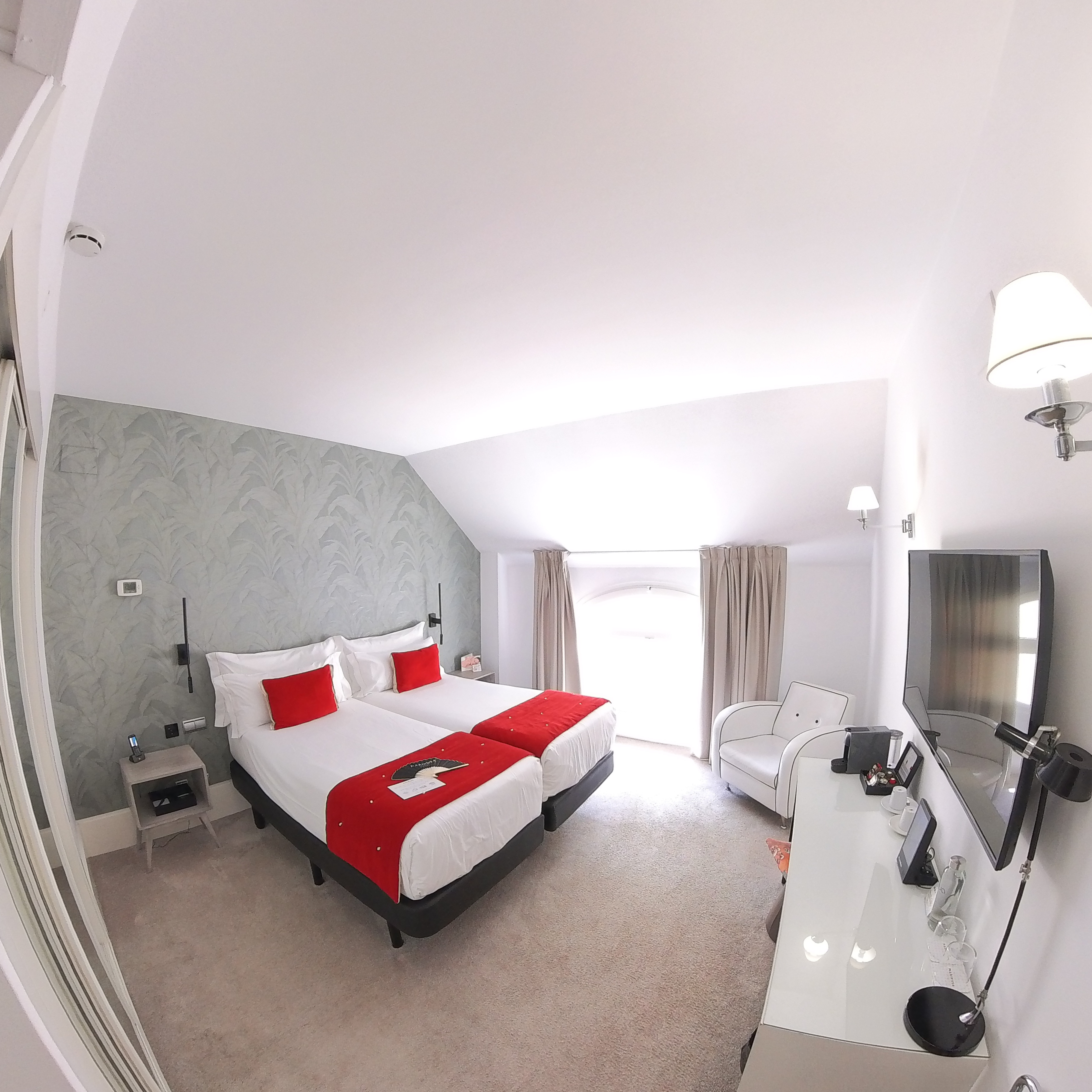 غرفة قياسية مفردة بسرير مزدوج، Mariposa Hotel Ex Room Mate Lola 3/4