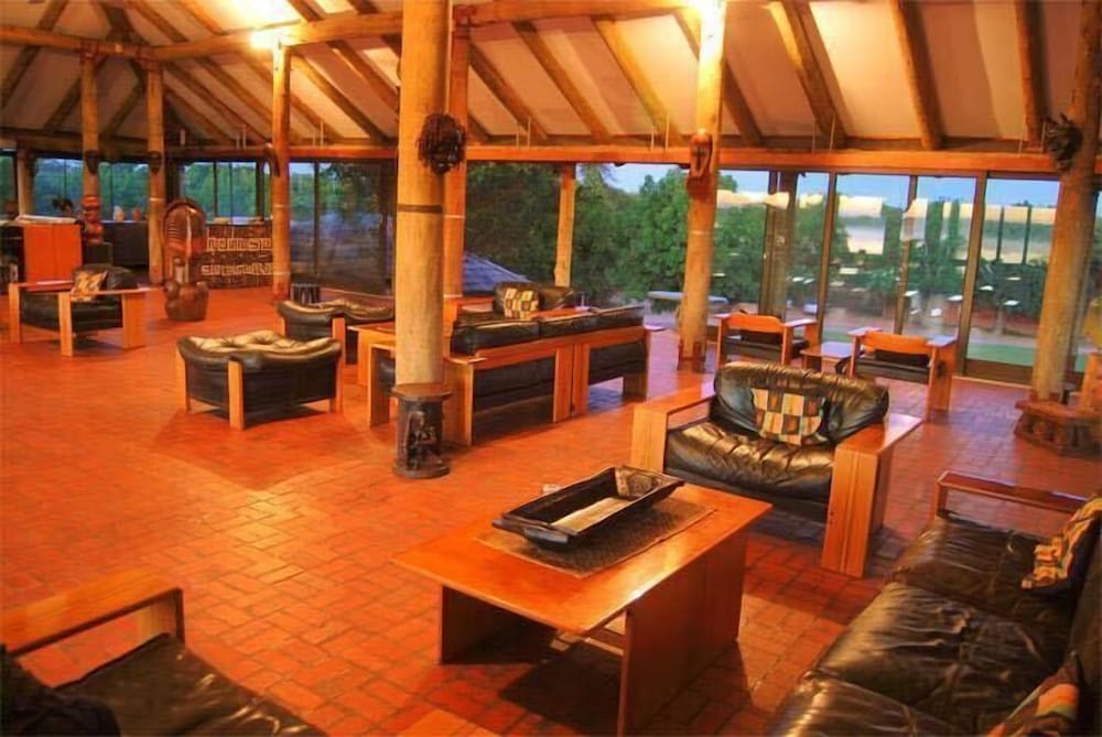 Chaminuka Luxury Lodge 18/28