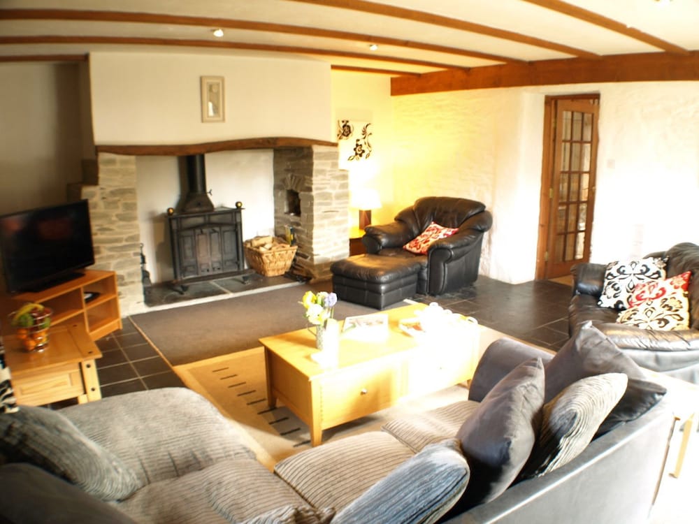 Polean Farm Cottages 26/50