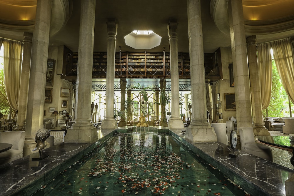 Rhoul Palace And Spa 26/68