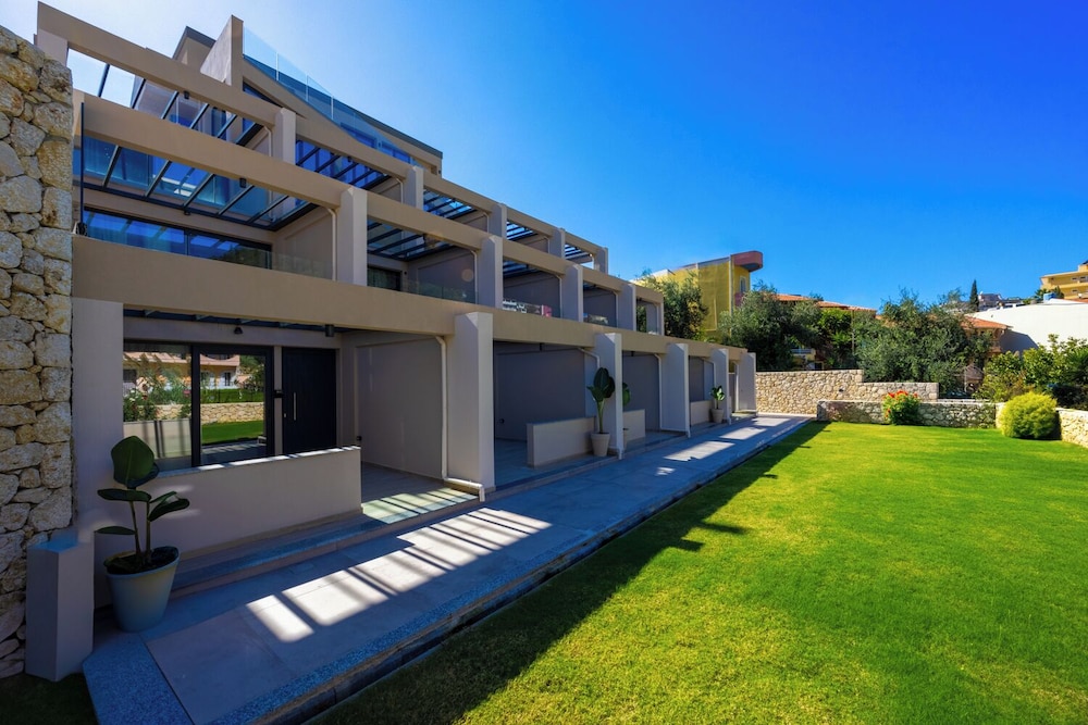 Nobile Boutique Hotel 37/43
