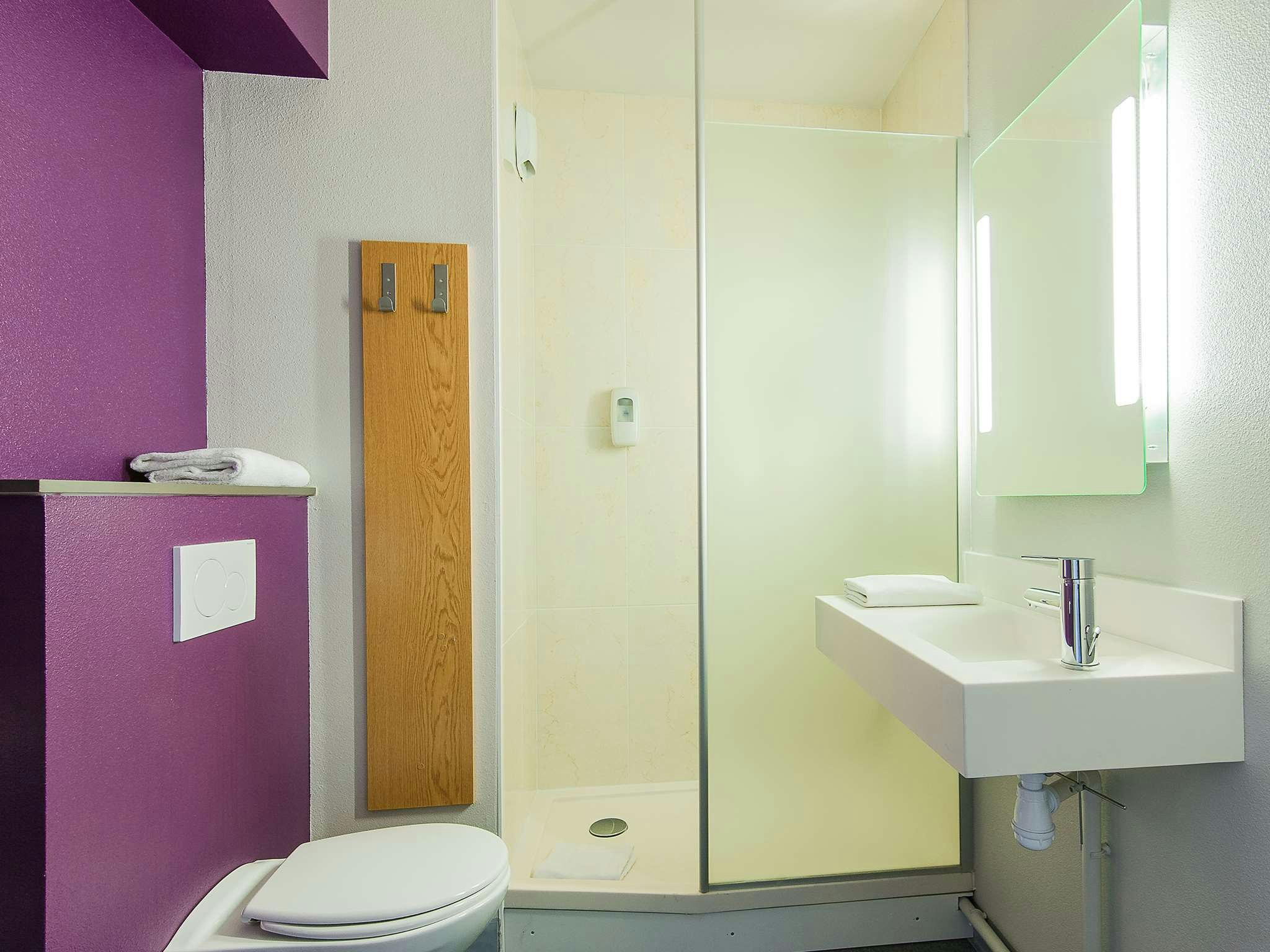 B&B HOTEL Bayonne Tarnos 30/30