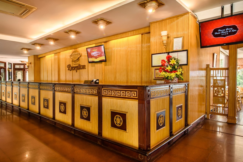 Huong Giang Hotel 9/77