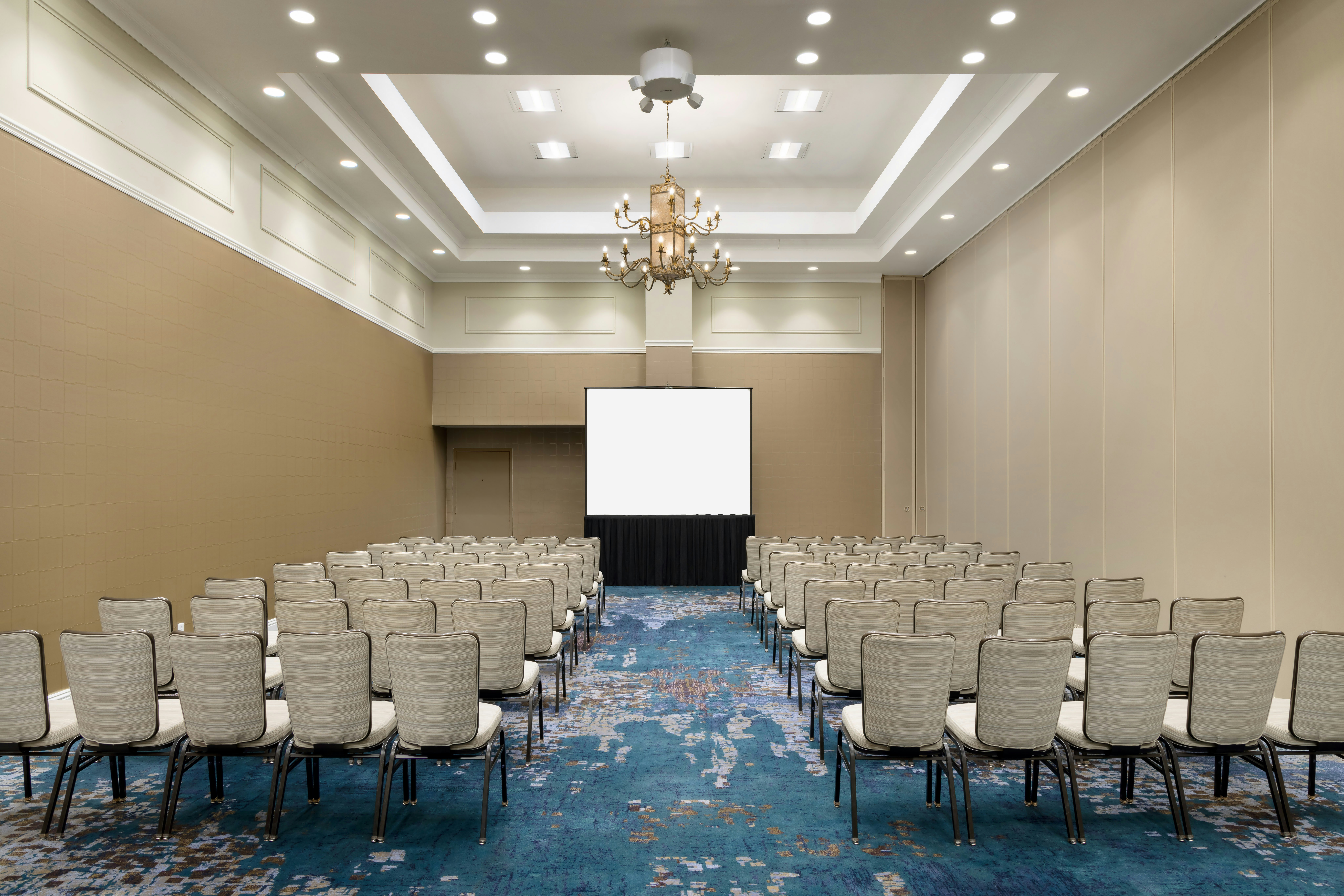 HILTON TUCSON EAST 38/53