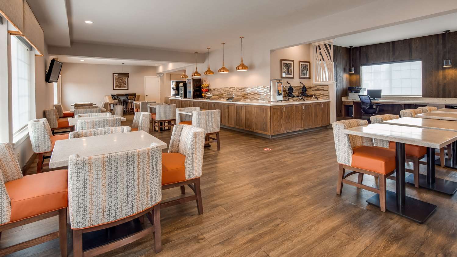 Best Western Plus Bayshore Inn 10/17