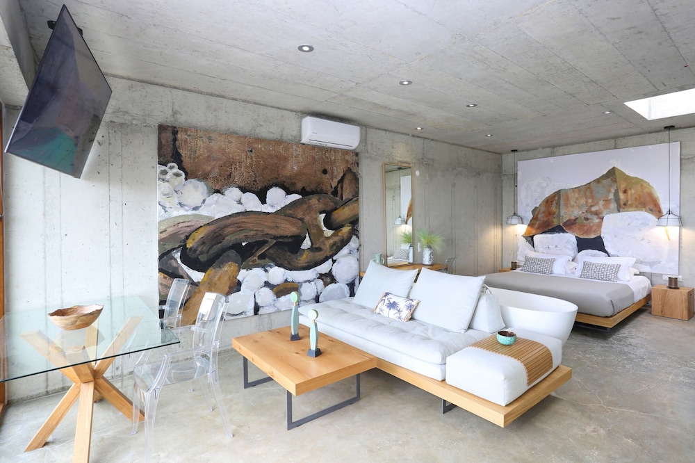 Marnos Green Luxury Villas 20/39