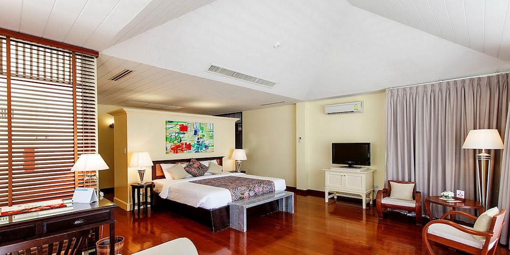 Baan Bayan Beach Hotel 45/73