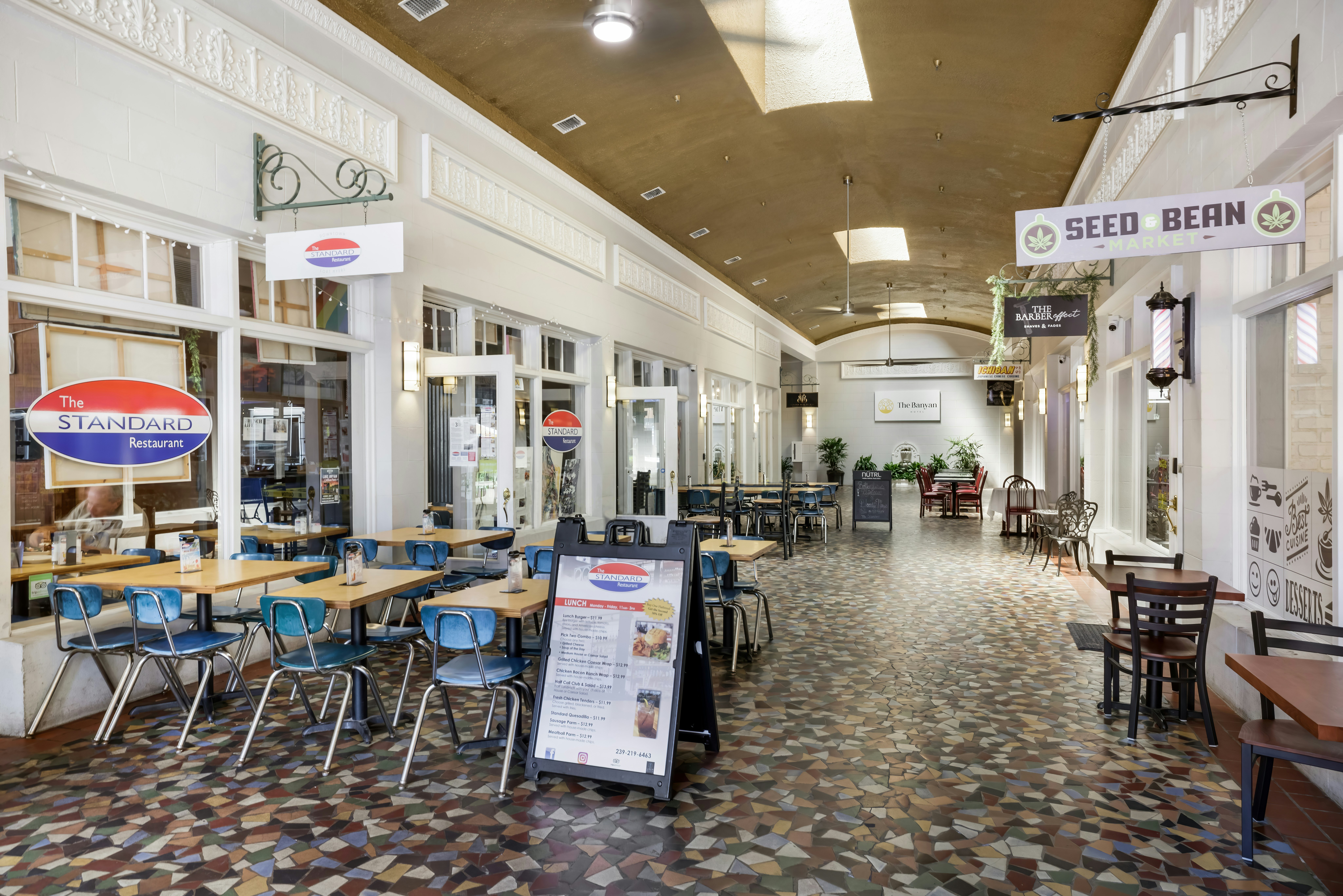 The Banyan Hotel Fort Myers Tapestry Collection By Hilton 24/39