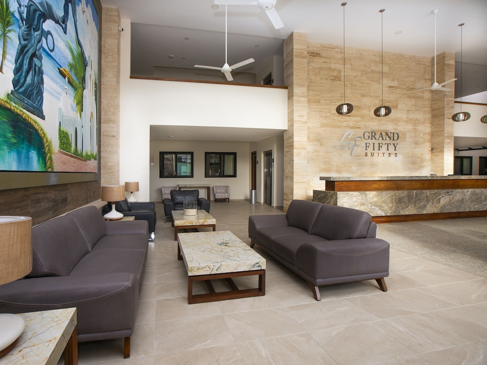 Grand Fifty Suites 50/65