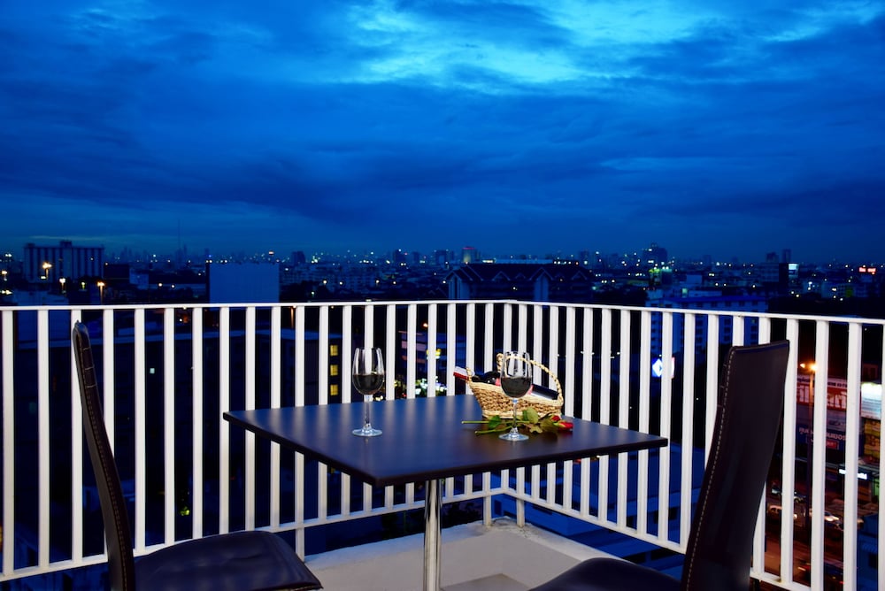 The Color Living Hotel Suvarnabhumi 2/34