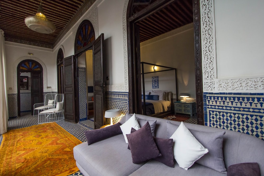 RIAD BRAYA 52/75