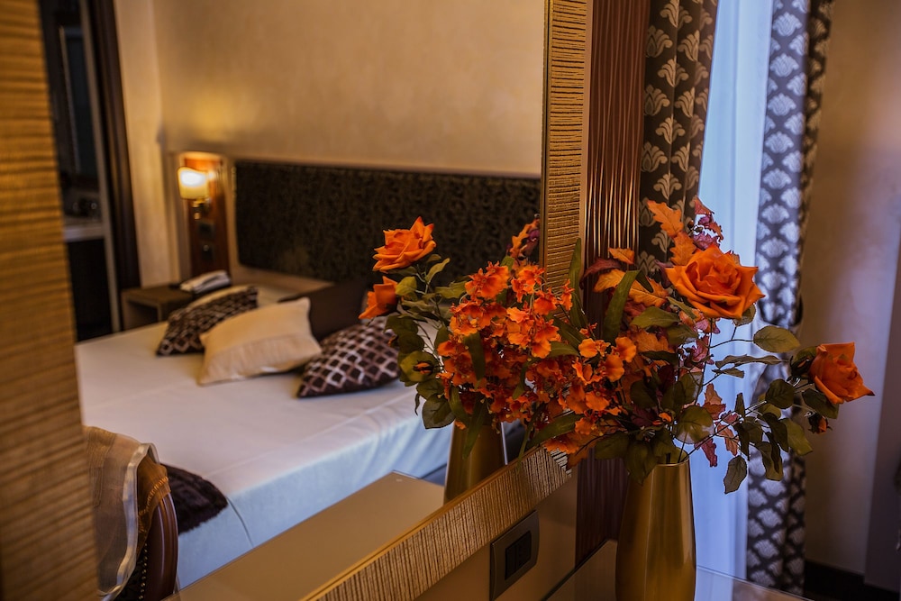 Hotel Romano 48/60