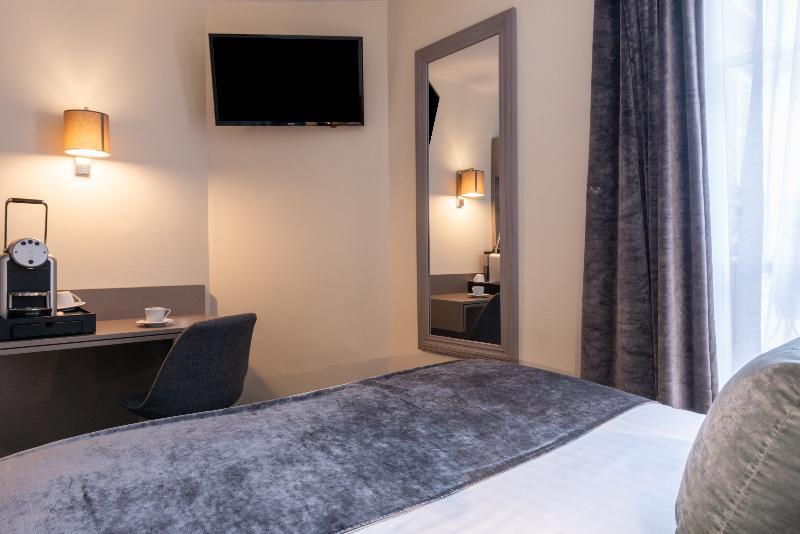 Room, 2 Double Beds, Balcony, Small