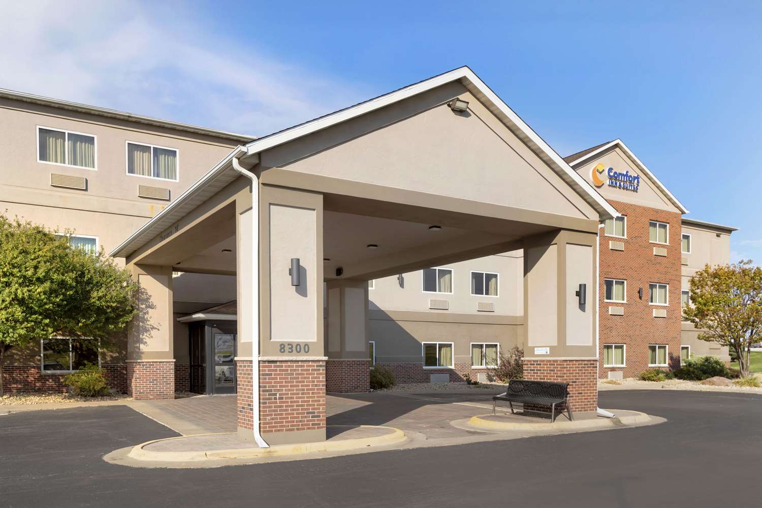 Comfort Inn and Suites Davenport Quad Cities 39/41