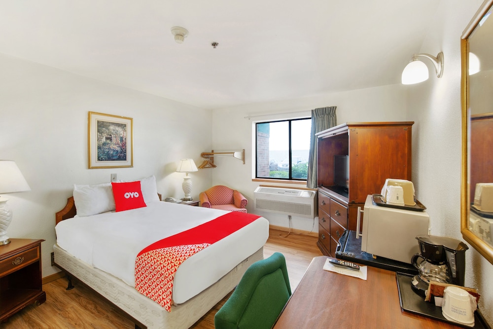 OYO Hotel Portage I-94 9/39