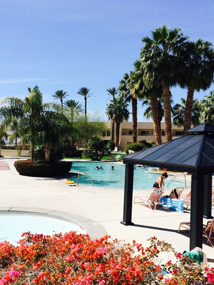 Miracle Springs Resort Spa 9/71