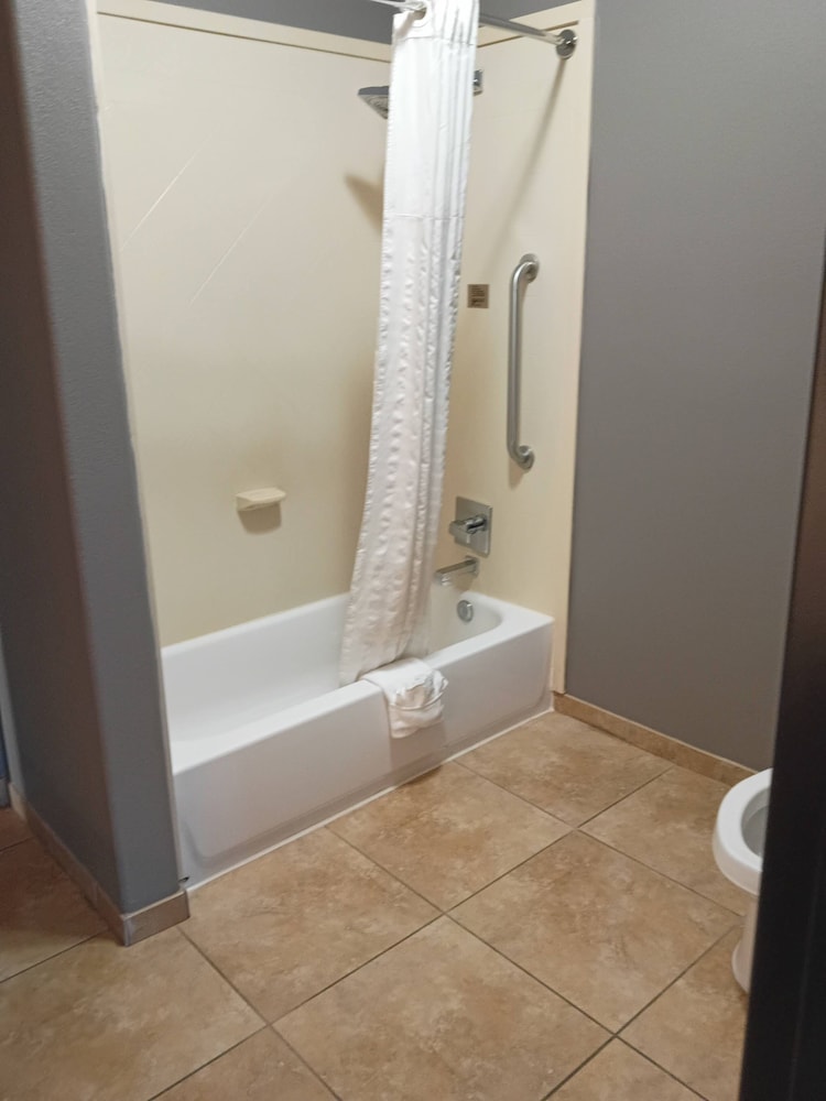 غرفة بسريرين كوين، La Quinta Inn Suites Little Rock Bryant 7/7