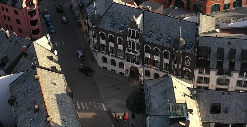 Hotel 1904 4/60