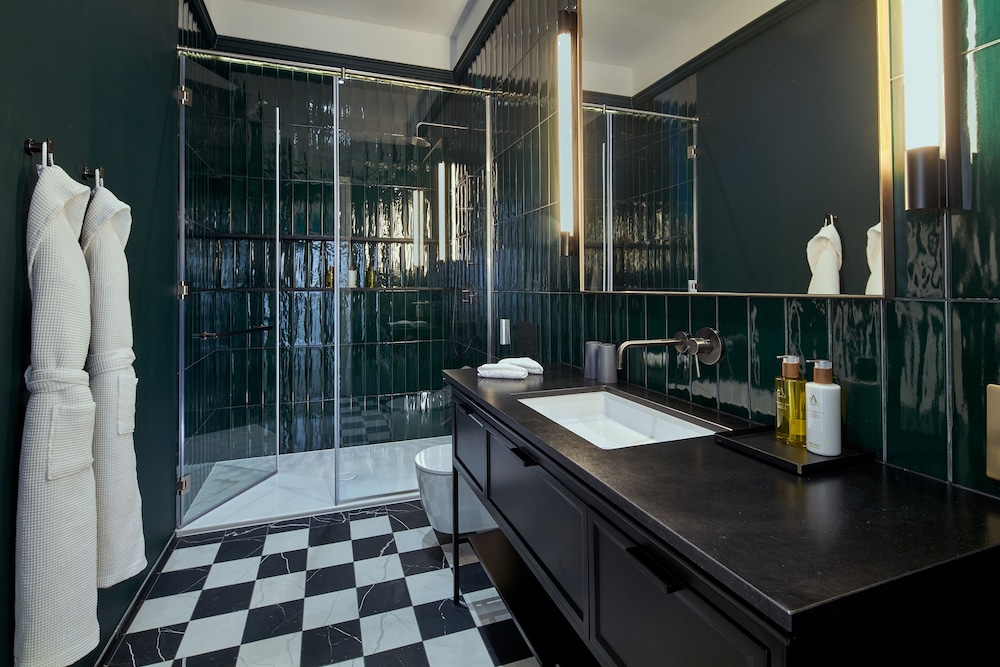 Lexham Gardens by Cheval Maison 85/91