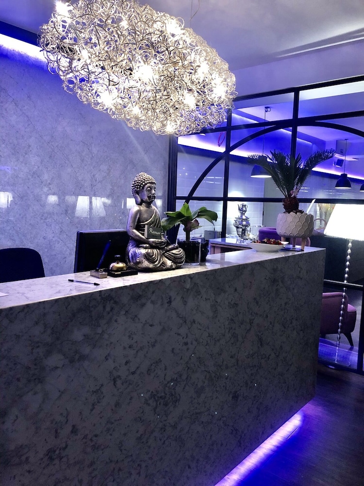 Hotel Ramor 4/34