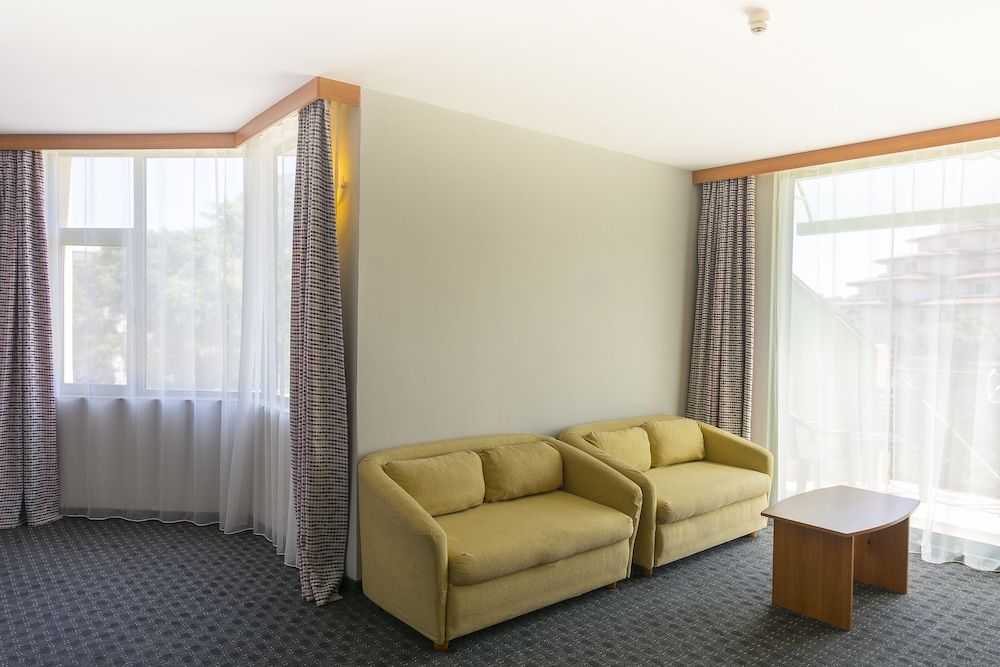 MPM Kalina Garden Hotel 39/63